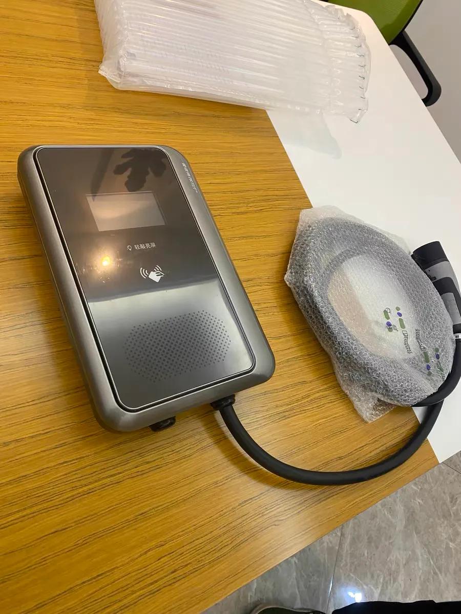 普诺得特斯拉便携充电桩,普诺得特斯拉一键开盖