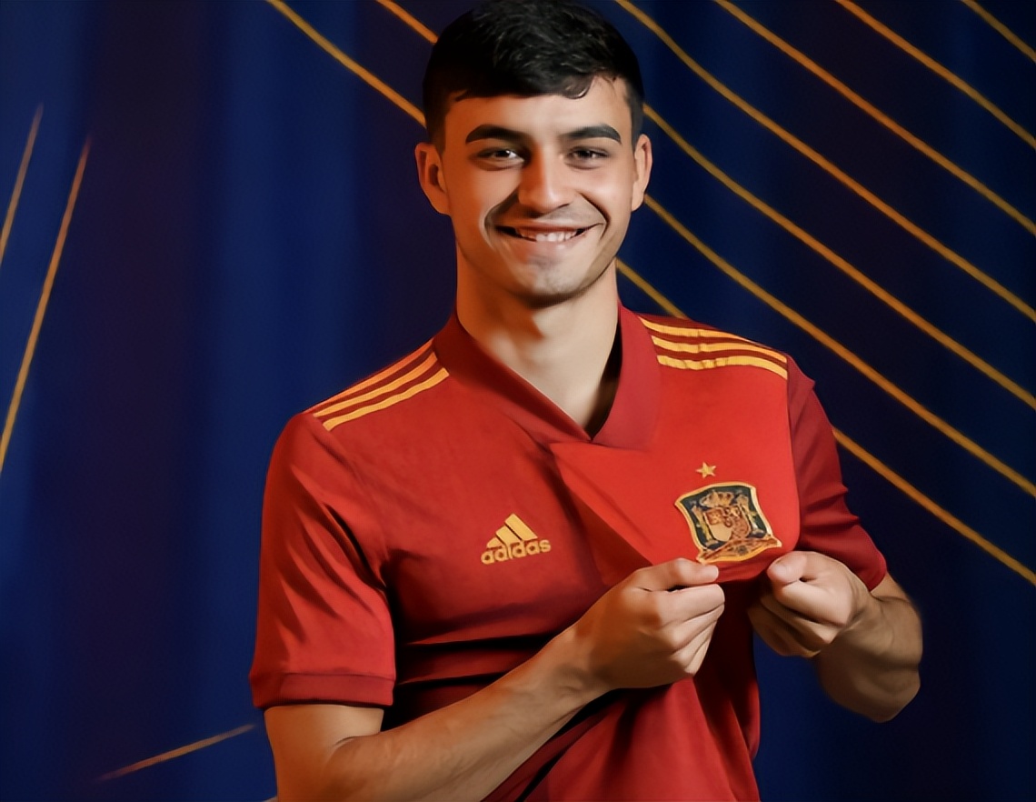 世界杯32强巡礼完整视频西班牙,初生牛犊不怕虎欧冠