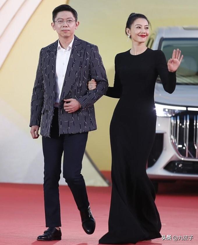 争奇斗艳红毯秀,惊艳亮相金鸡红毯