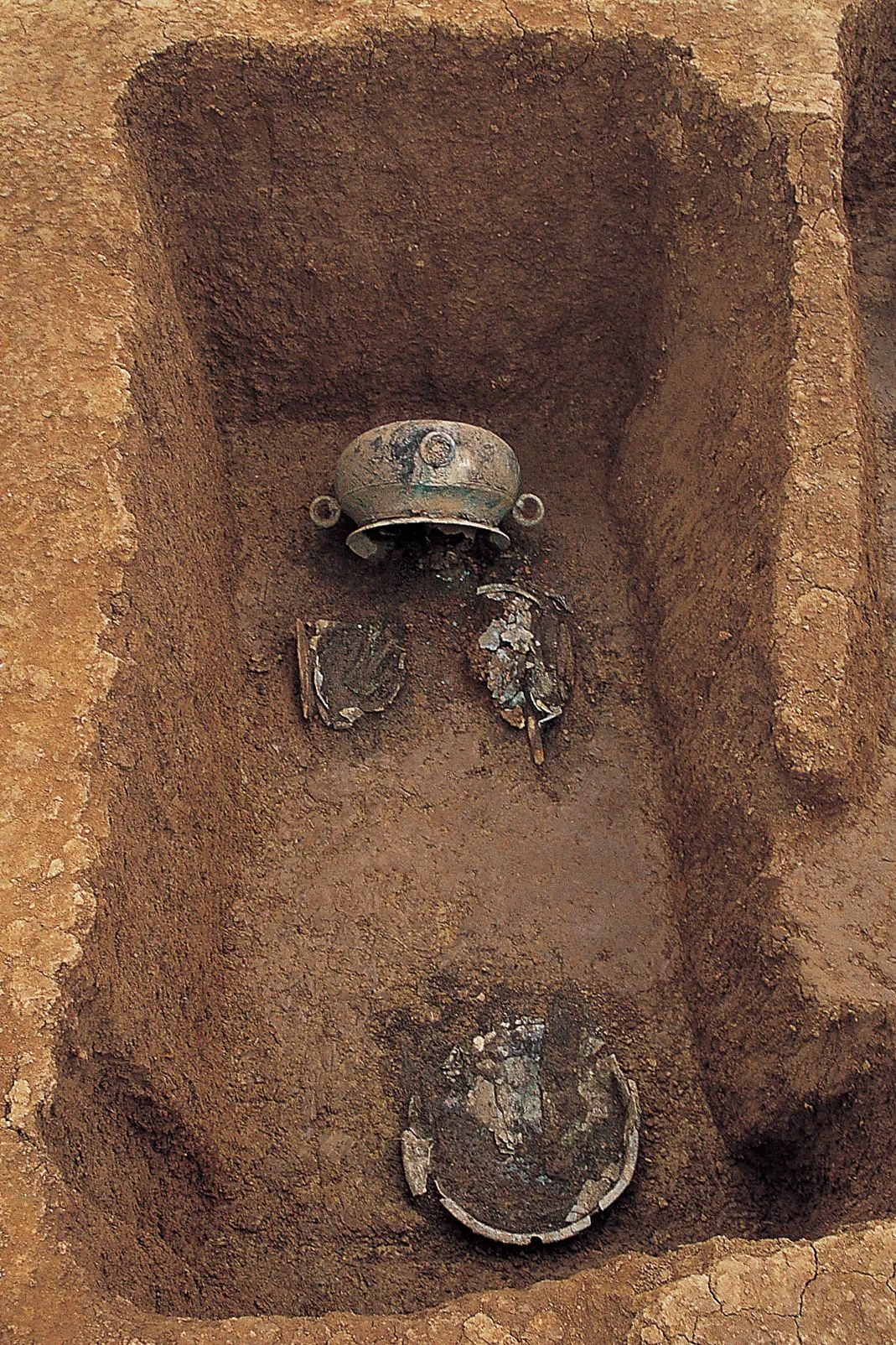 怎样才能了解中国真正的历史,怎么从头到尾了解中国的所有历史