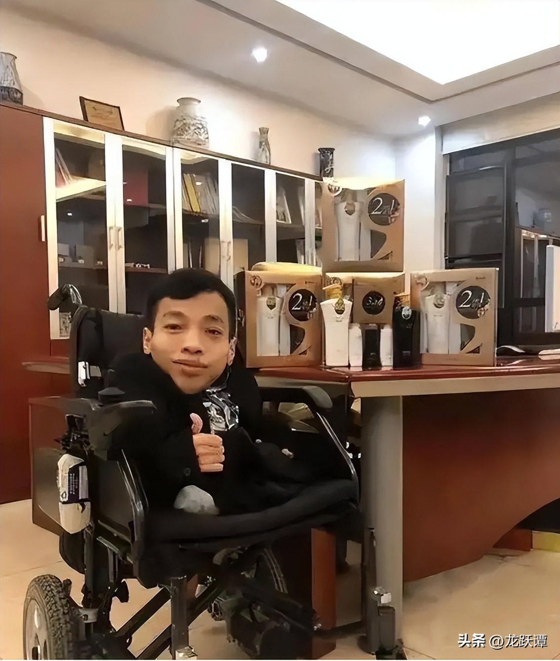 韬环鍗冧嚎鐨勫瘜璞潗杞濞跺コ绉樹功,90鍘樼背琚栫弽鎬昏