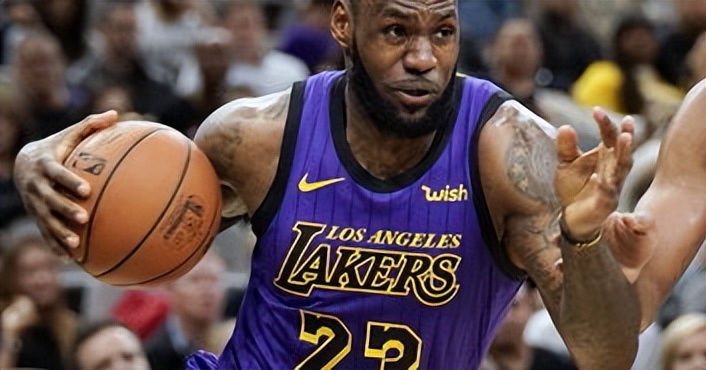 为什么詹姆斯可以保持巅峰,詹姆斯为什么能保持巅峰18年