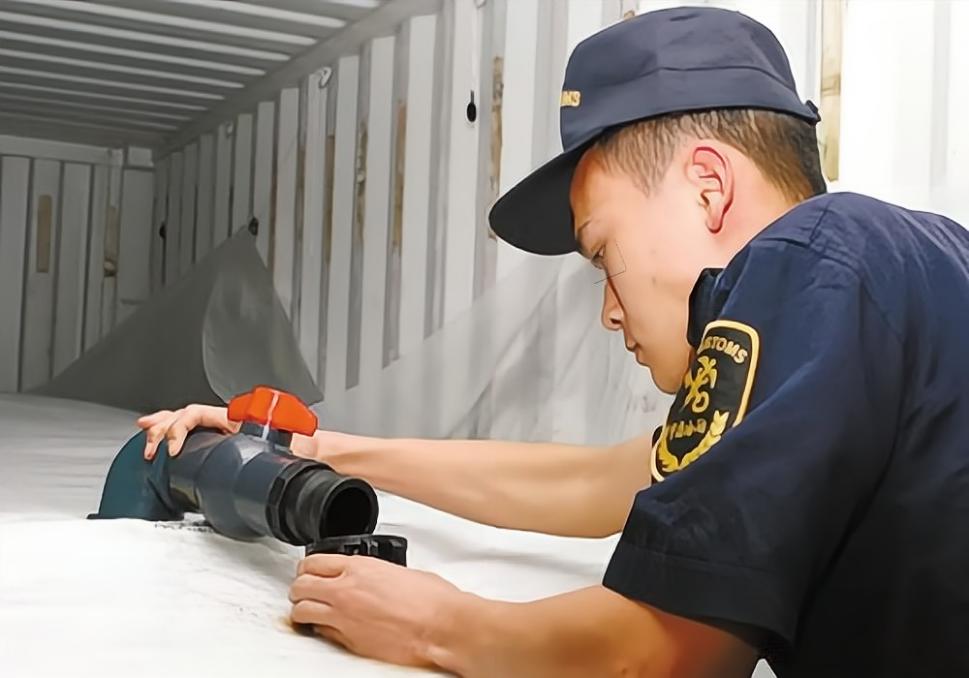 广东小伙花100万买美国海水,广东男子买海鲜后续