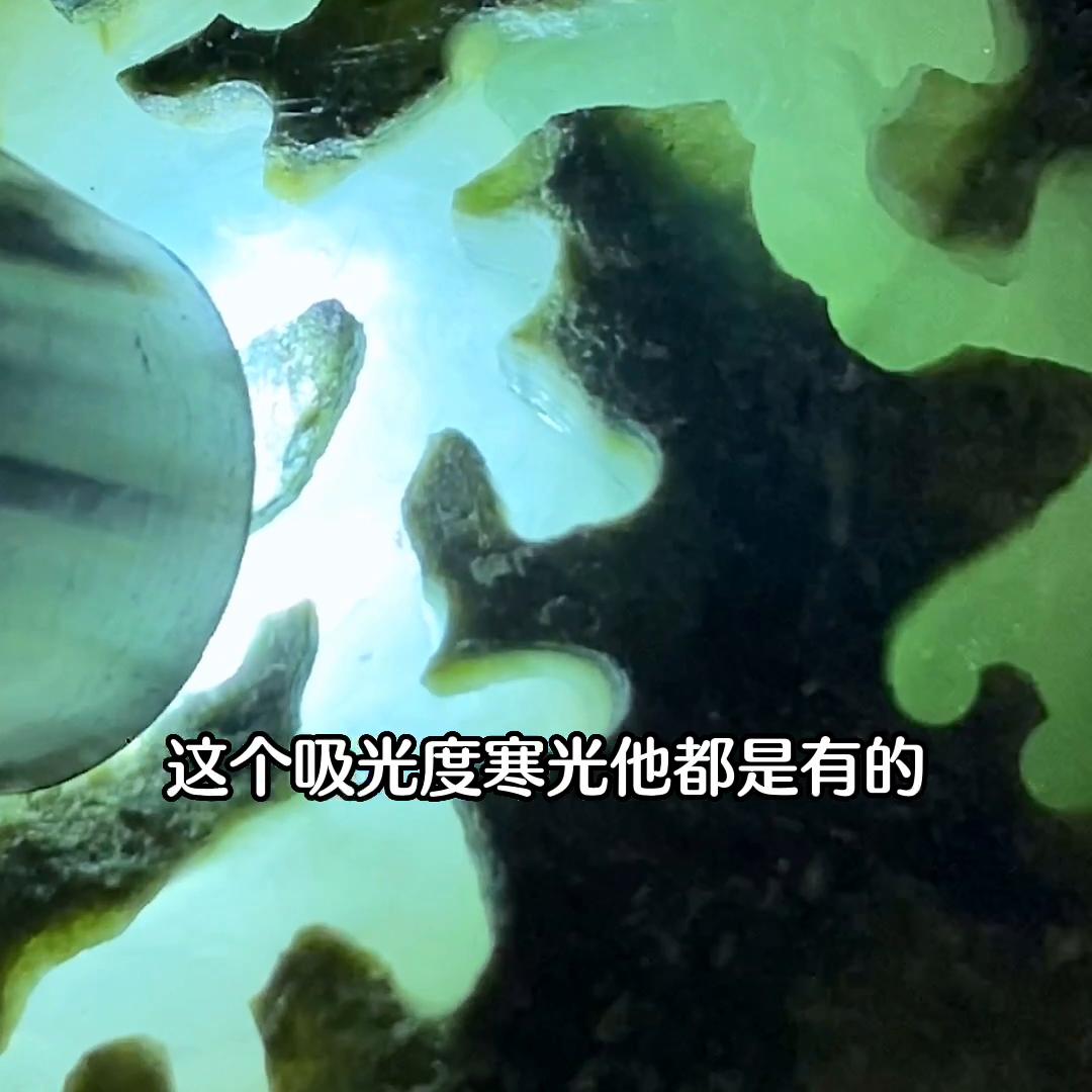 高品质的糯冰翡翠,翡翠糯冰和细糯冰有什么区别