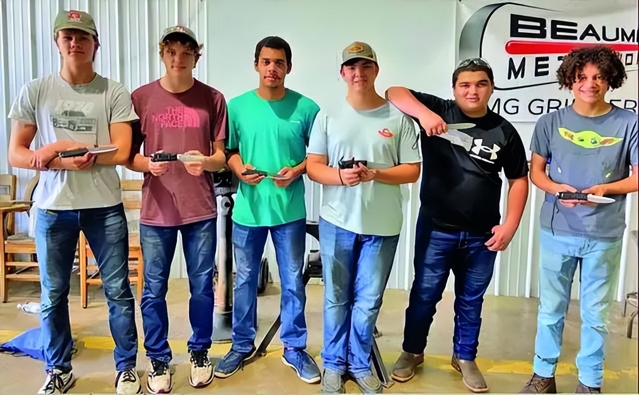 年轻的刀匠：未来就在眼前