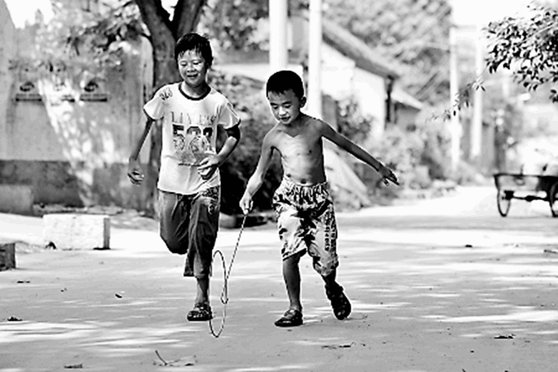 8090农村孩子的童年回忆,六七十年代农村童年回忆视频