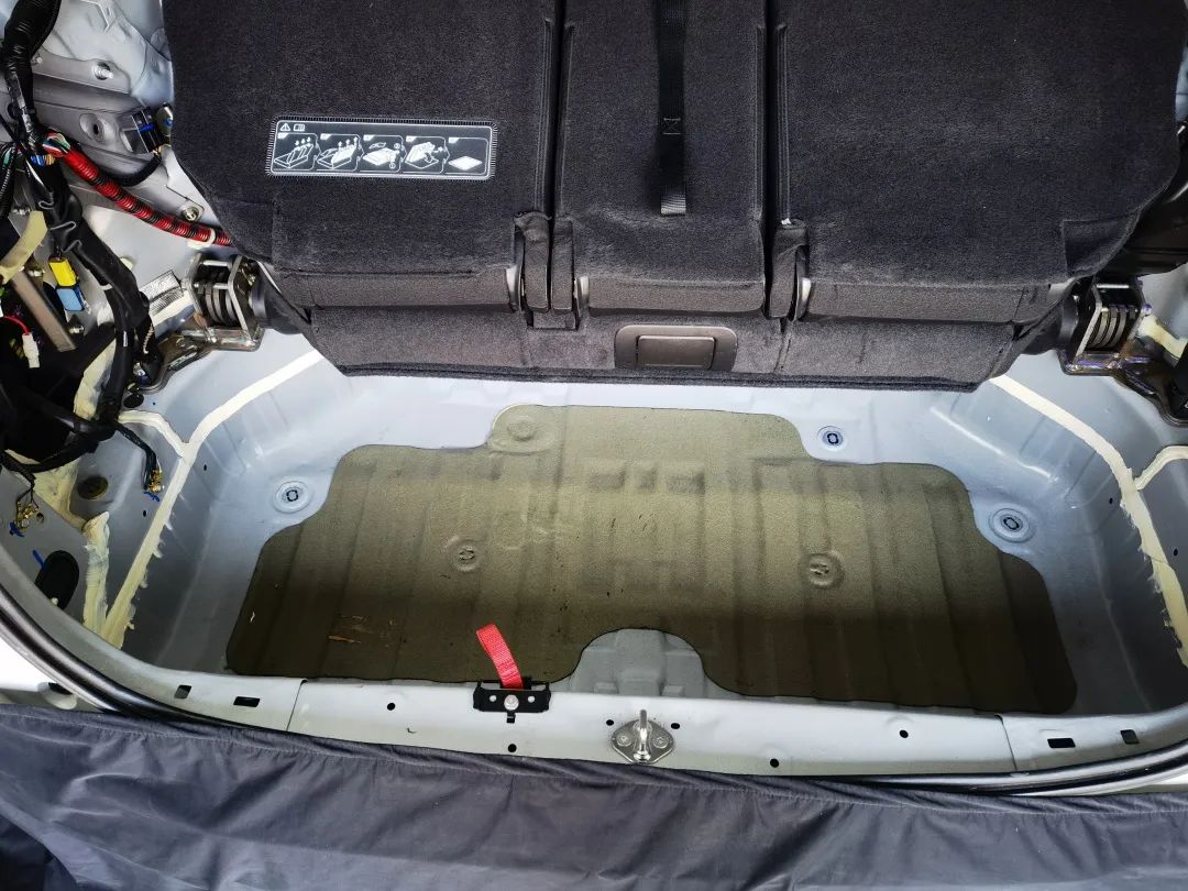 丹拿音响和艾力绅哪个音响好,丹拿三分频汽车音响艾力绅