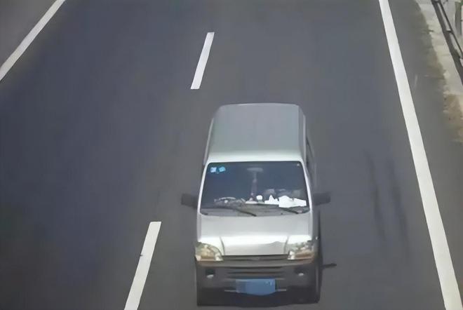 五菱超速195扣12分的车后续,五菱飙到195公里每小时