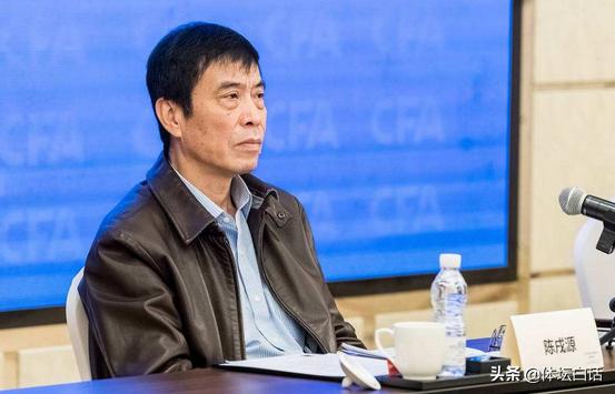 外媒盛赞中国男足,外国媒体吐槽中国男足