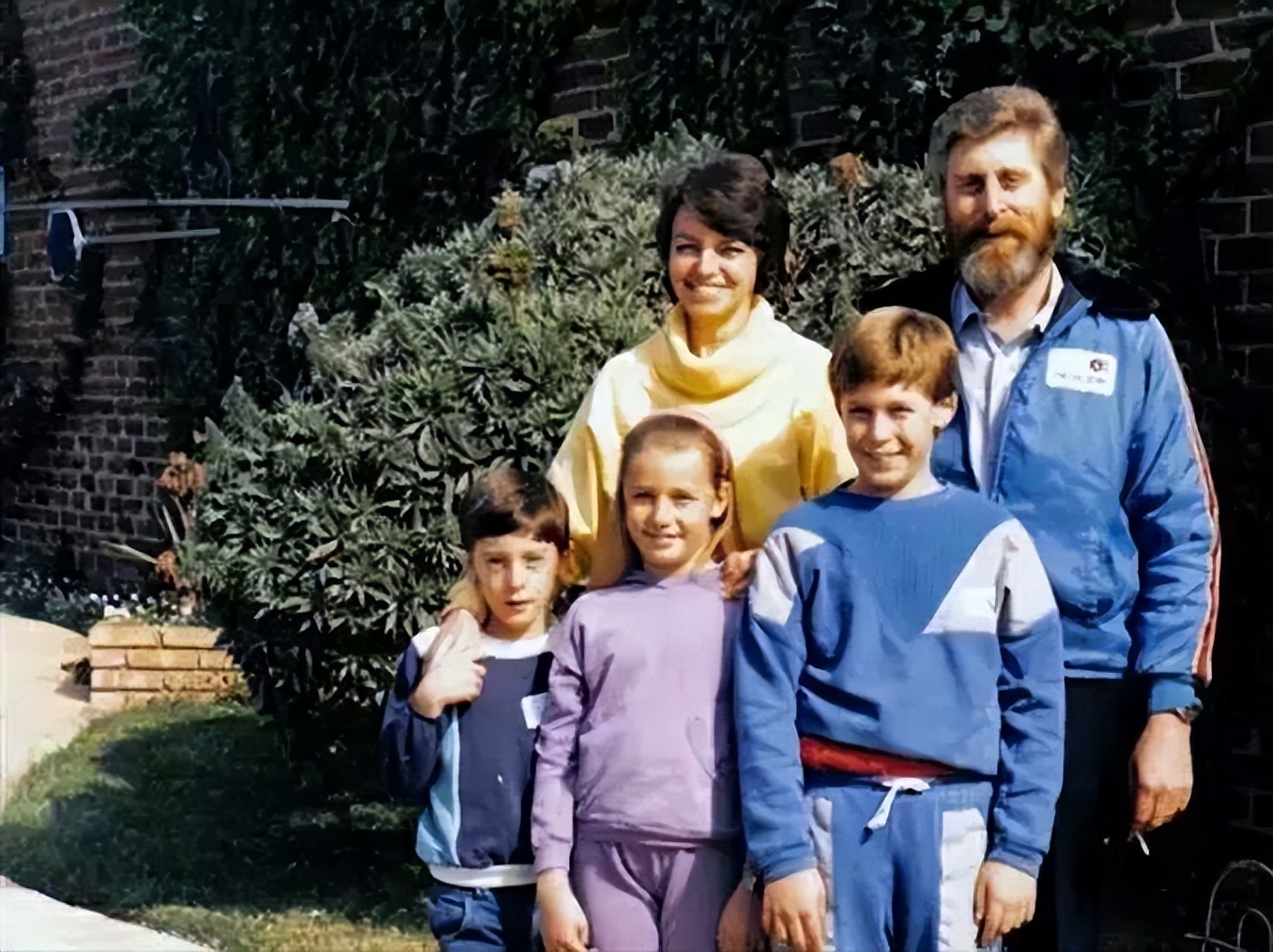 南非十三年植物人,南非男孩昏睡十一年