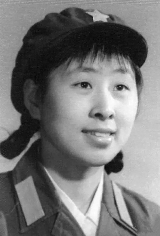 「战友美文」女作家张雪梅长篇小说《曾是女兵》（连载35）