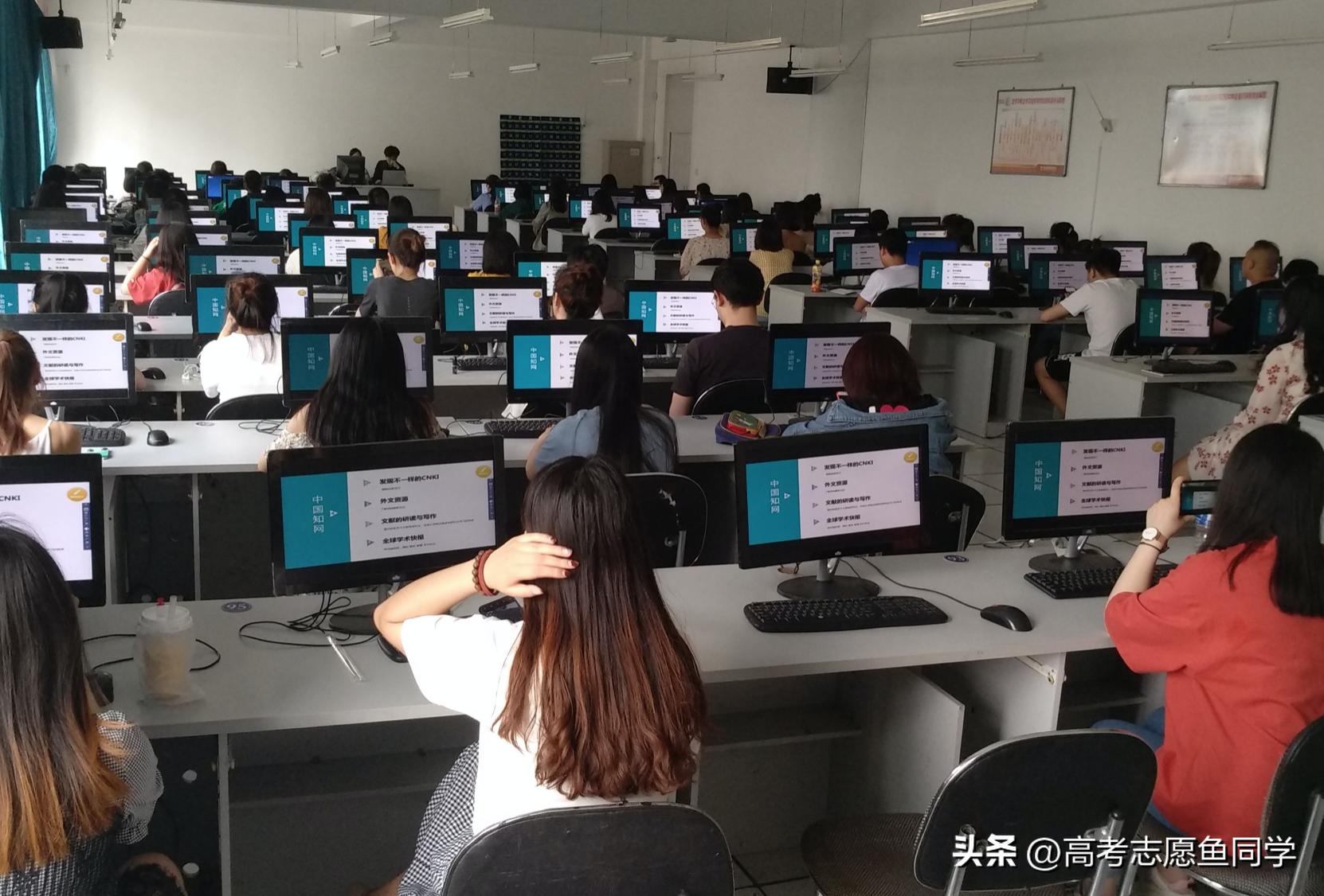 本科女孩子就业前景好的十大专业,适合理科女生报考的热门高薪专业