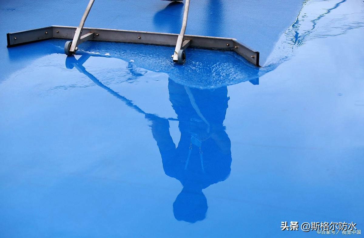 防水涂料遇水起皮是什么原因,防水涂料干后有气泡怎么补救