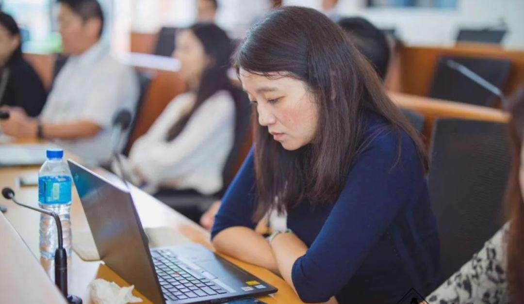 女生做什么职业容易嫁的好,女生难脱单的职业