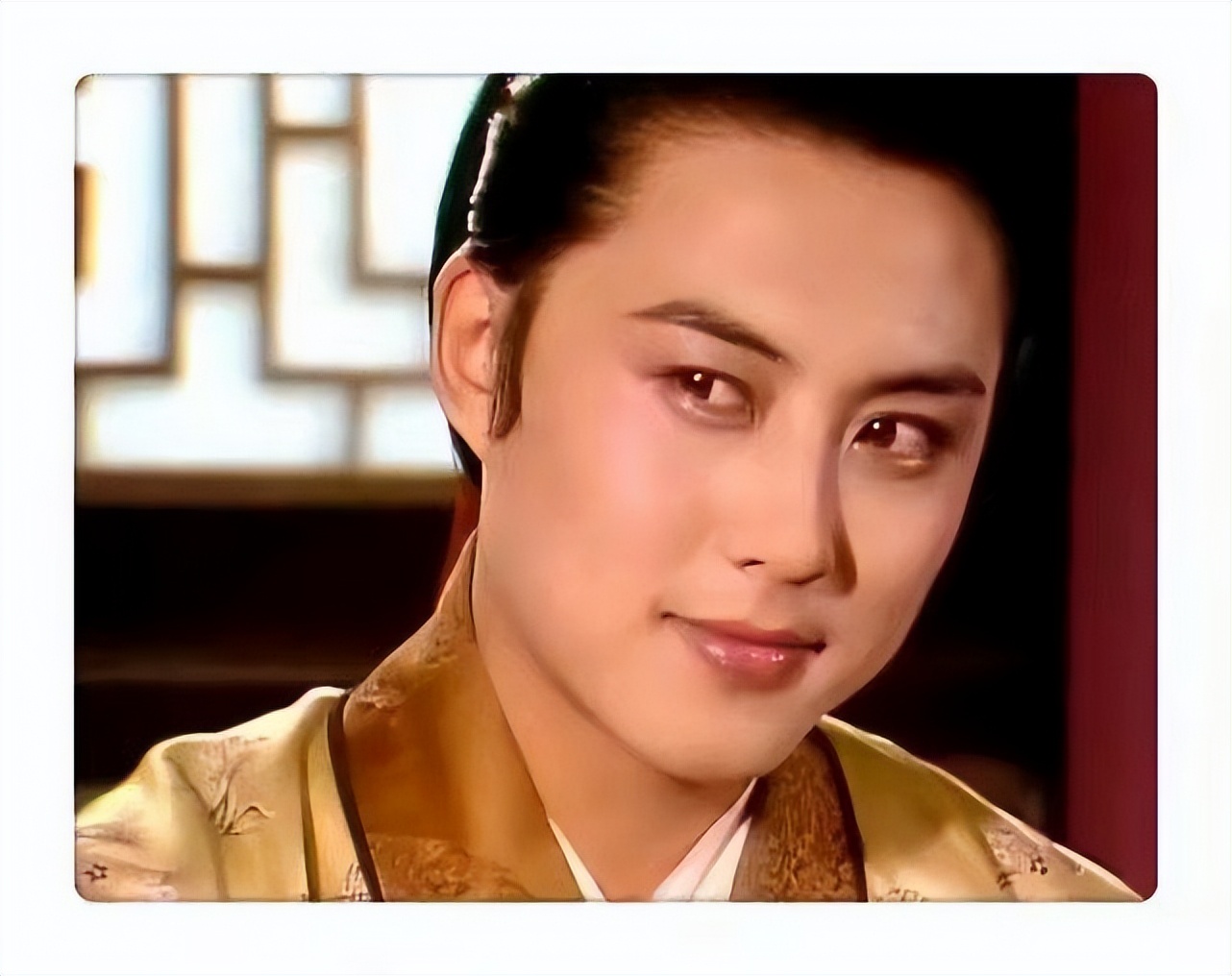 荣国府比宁国府强在哪里？为啥满纸都是二爷？贾府续弦为啥那么多