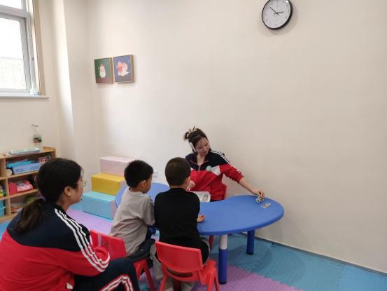 对多动症的应对策略,什么是多动的表现