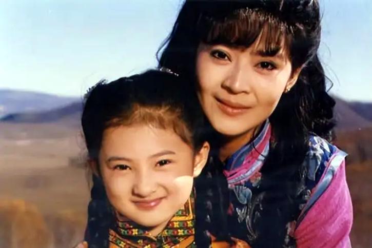 小婉君长大变样,40岁小婉君近况