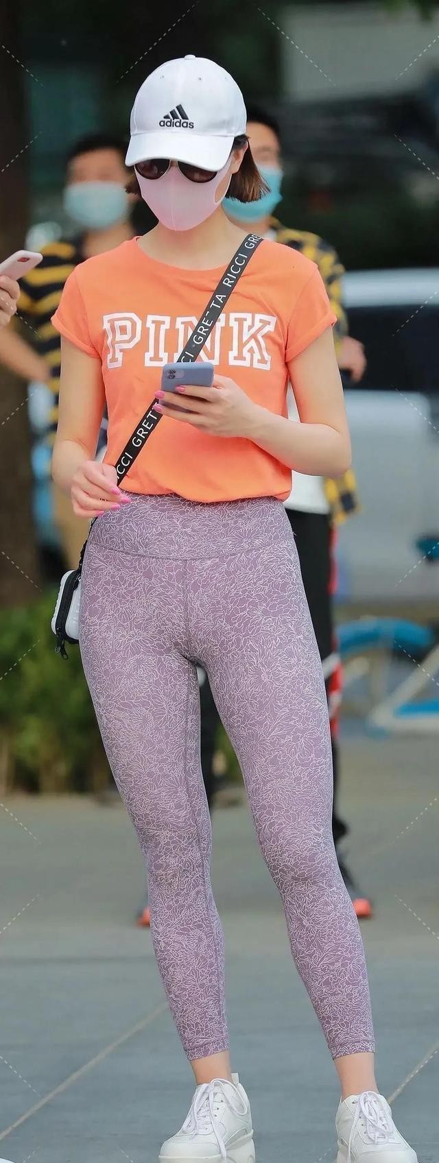 裤型的搭配技巧,蓝直筒裤搭配技巧