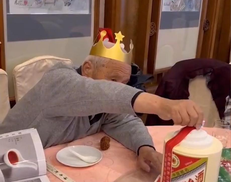 铔嬬硶鍋氭垚鑼呭彴褰㈢姸82宀佸Д鐖疯鏁磋泭,澶栧瓩濂虫妸铔嬬硶鍋氭垚鑼呭彴褰㈢姸