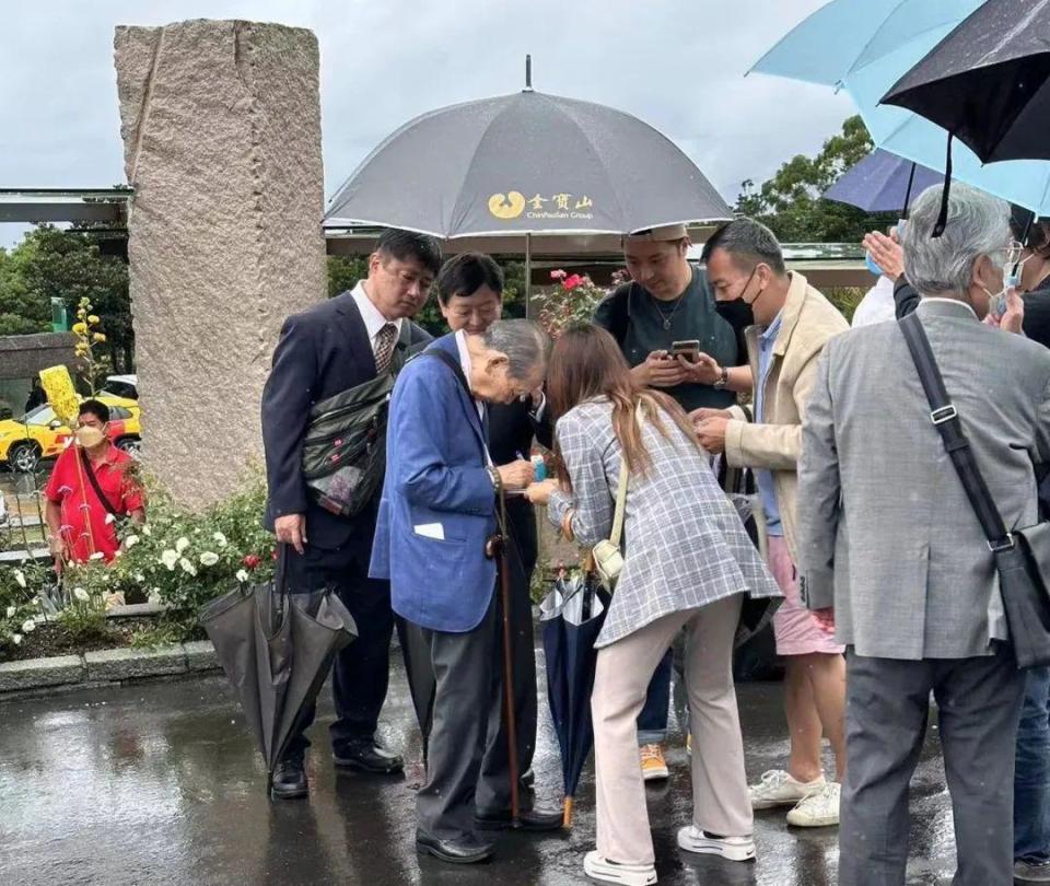 巩俐邓丽君,邓丽君和巩俐