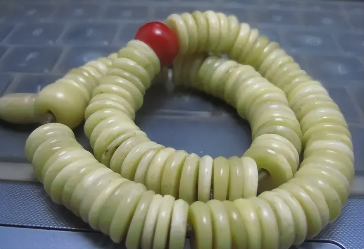 骨质手串大多都是什么骨,什么骨质手串玩出来好看