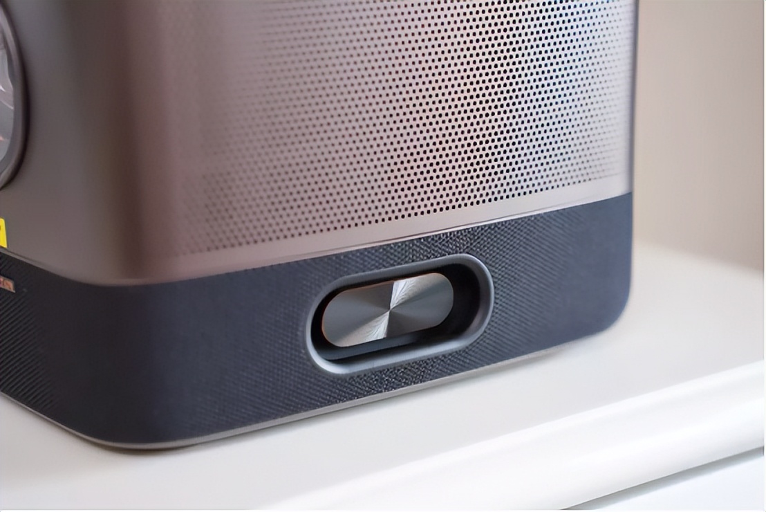 AOCL1S激光投影,比肩激光电视的投影仪