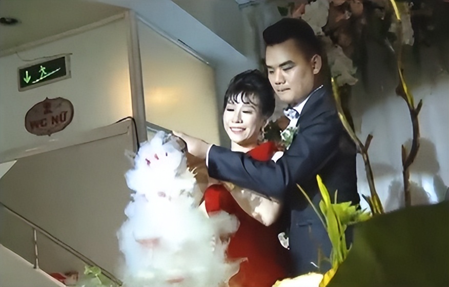 越南媳妇远嫁广西农村，丈夫没房没车没钱，丈母娘借钱还给买房