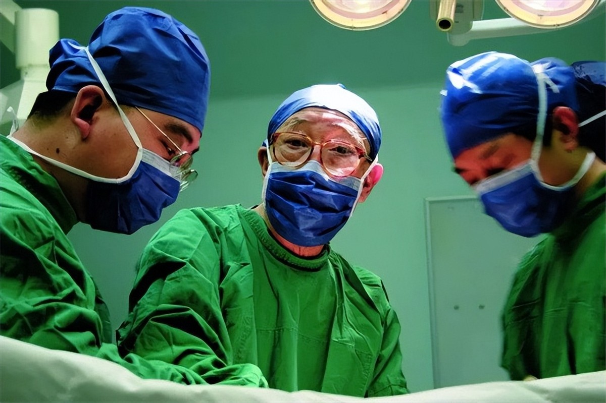 吴孟超中科院院士,吴孟超院士的养肝原则