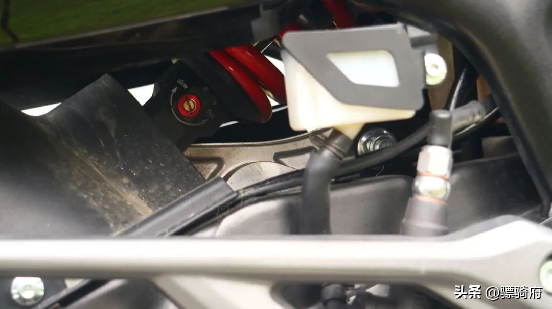 排量即是王道的下一句是什么,排量大真的可以为所欲为