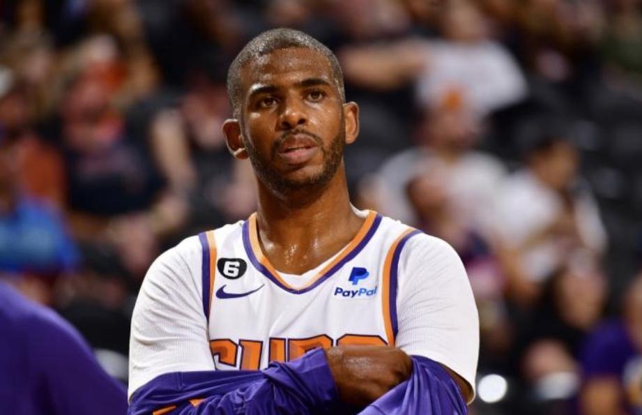 保罗拳打贝弗利,保罗击打贝弗利