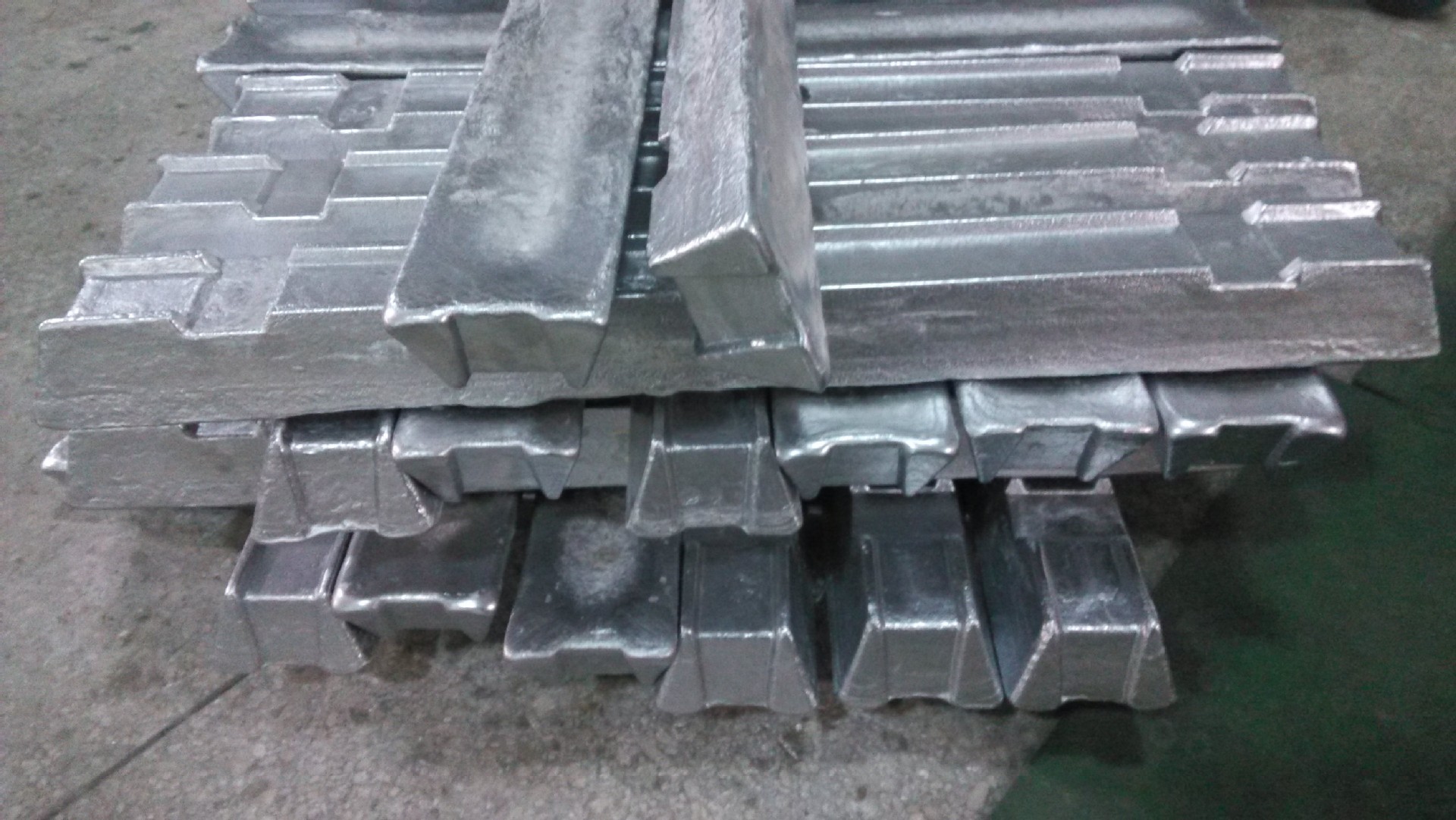 单轴搅拌熔体，是如何利用CFD模拟技术，实现行星搅拌过程的？