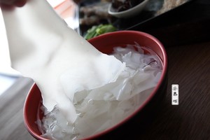 锅边糊的做法全过程,正宗锅边糊的做法