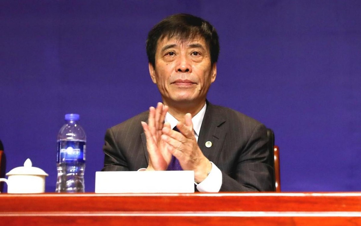 足协主席风云大戏，陈戌源贪污被查带出大鱼，主演：暂时空了