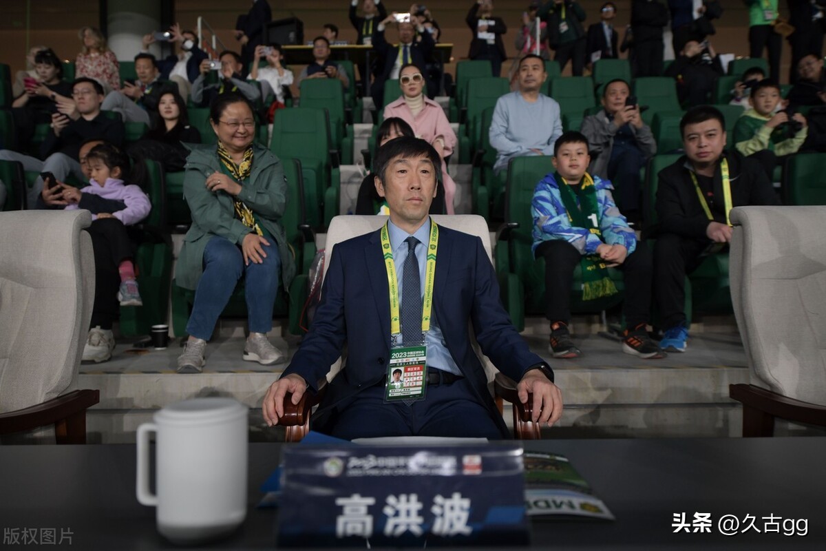 别拿沉默当无知,别拿沉默当借口