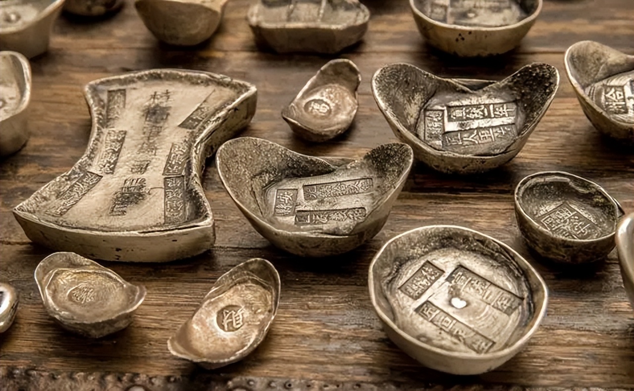 孔乙己排出九文大钱片段,孔乙己排出九文钱