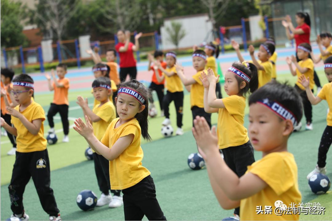幼儿园亲子足球游戏,濮阳市实验幼儿园亲子嘉年华