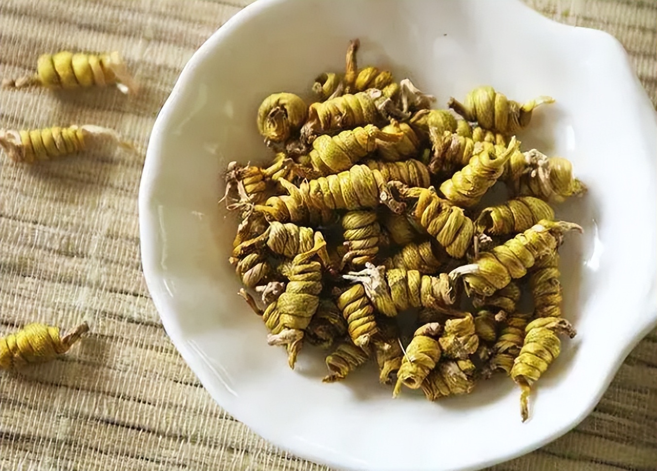 鲜铁皮石斛的正确吃法,铁皮石斛的吃法大全