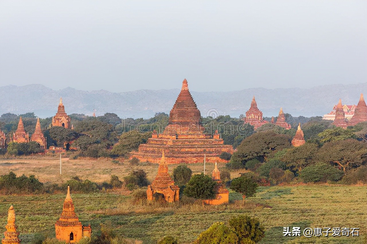缅甸经典翡翠石头,缅甸翡翠奇石