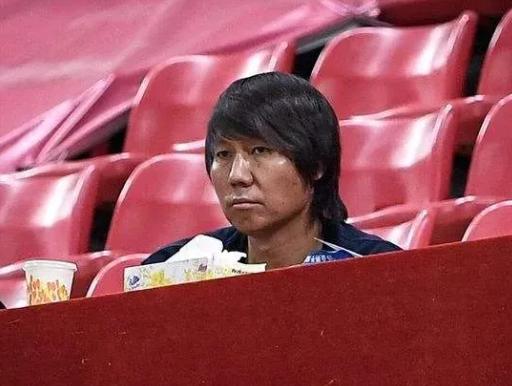 中国世界杯足球失败悲情时刻,中国足球从巅峰到低谷