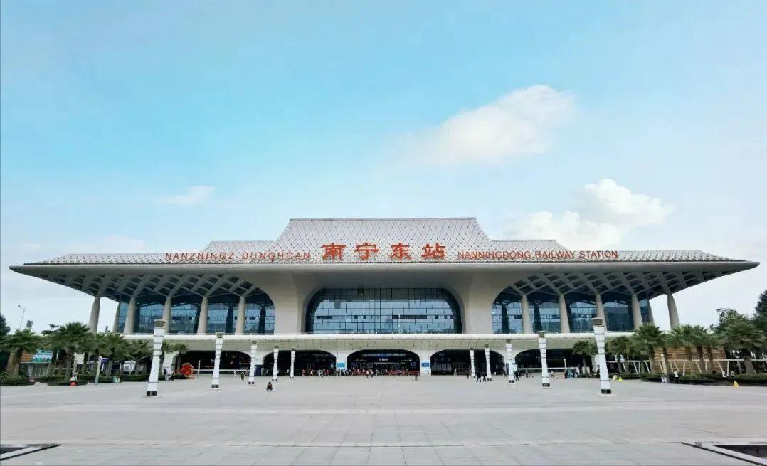 南宁十年经济变化,南宁东葛路尾巨变