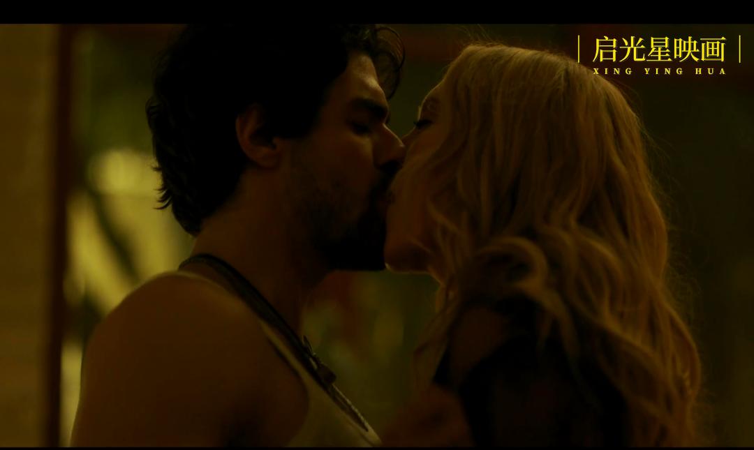 黑帮女老大成长史,黑帮女老大的传奇人生