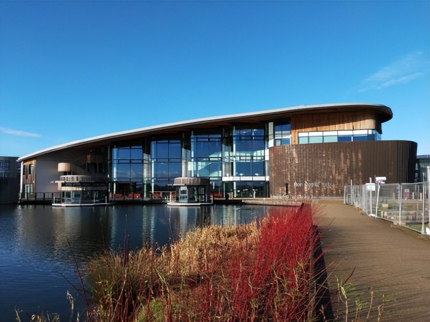 约克大学——卓越教学框架的金奖大学，诞生了15位英国议会议员