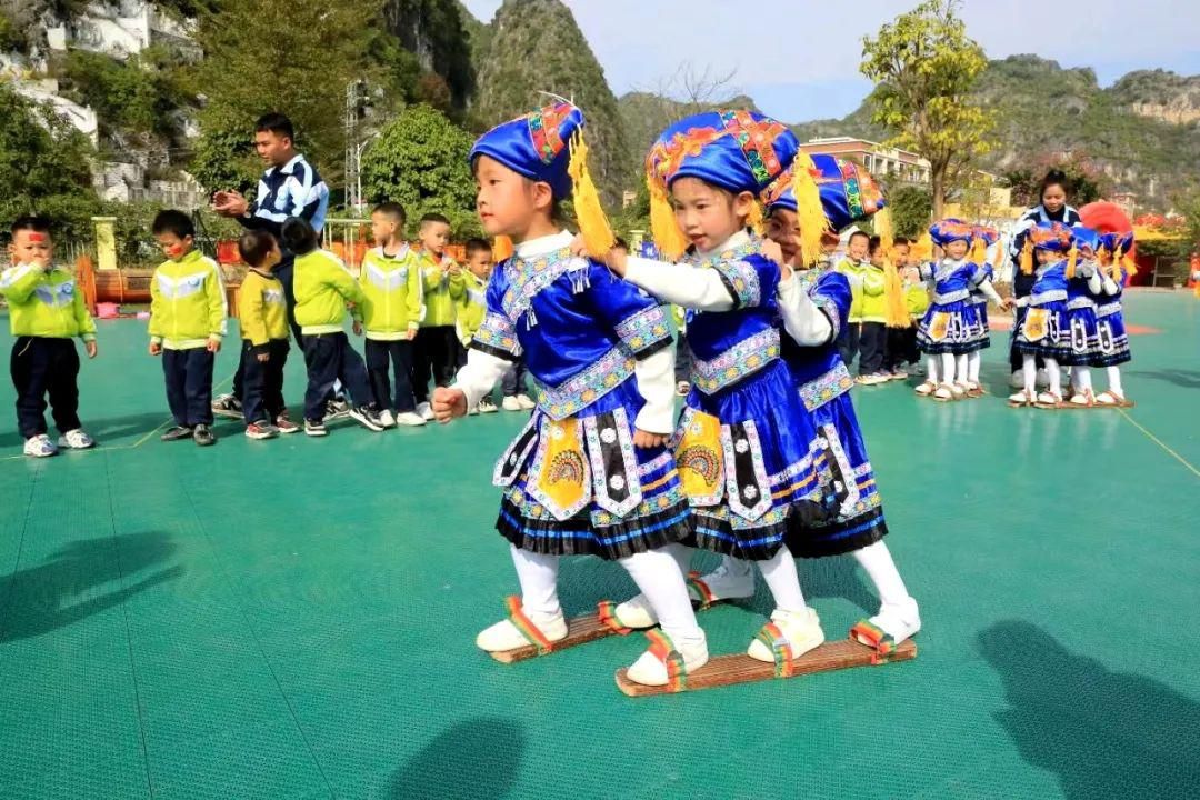 广西第一届全国青年运动会毽球,广西第十三届学生运动会足球比赛