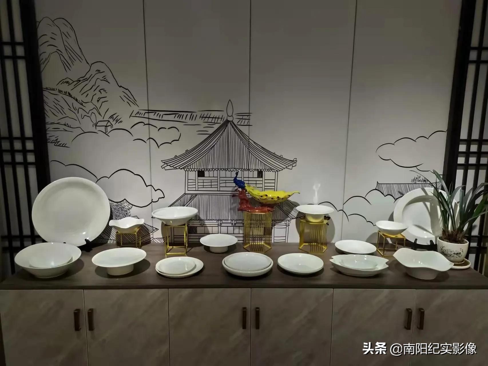 深圳华源厨具设备有限公司,华源家具厨具