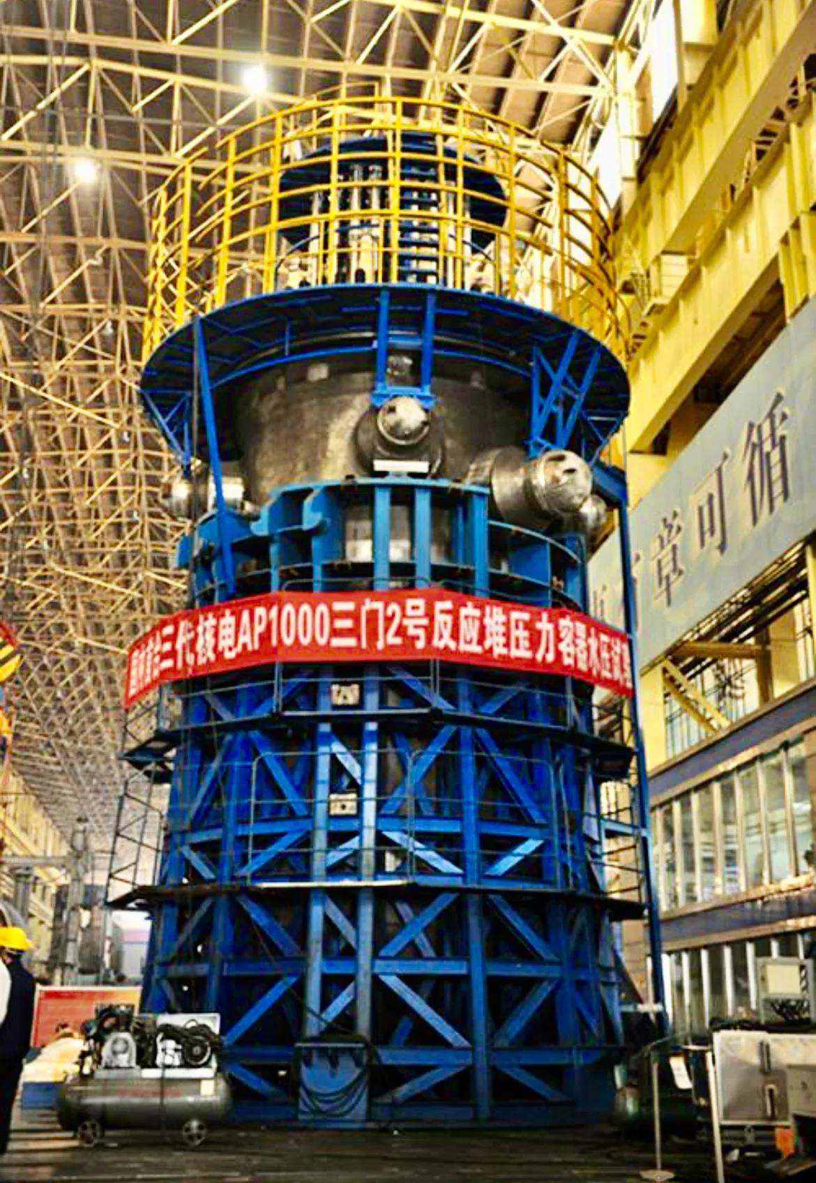 中国目前有几台万吨水压机,大国工匠水压机