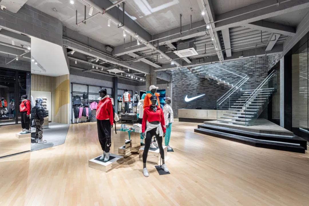 银泰百货有没有官方旗舰店,银泰商业旗舰店