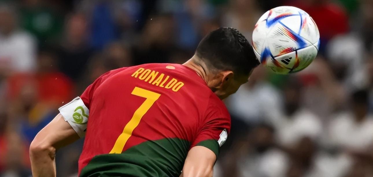 c罗生涯十大不可思议进球,38岁的c罗再度复刻18年神仙进球