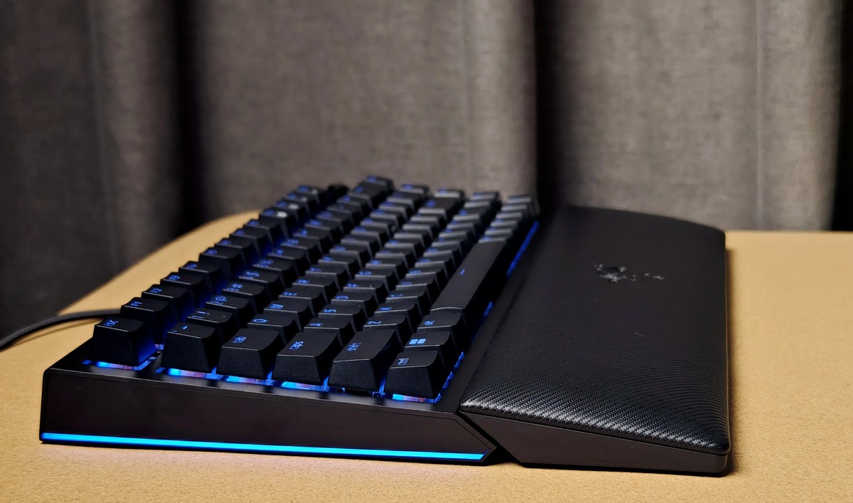 双厨狂喜！75%配列雷蛇用户的黑寡妇蜘蛛V475%热插拔款首发实测