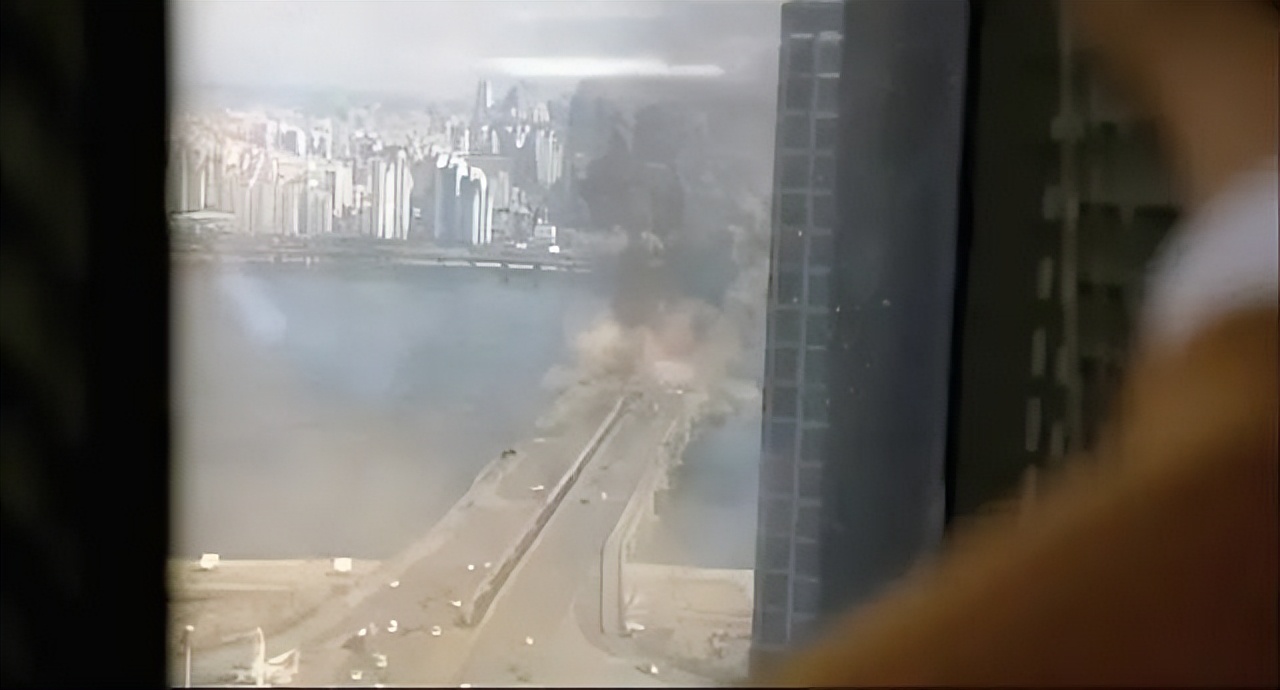 梨泰院事故分析,梨泰院事故现场前后对比