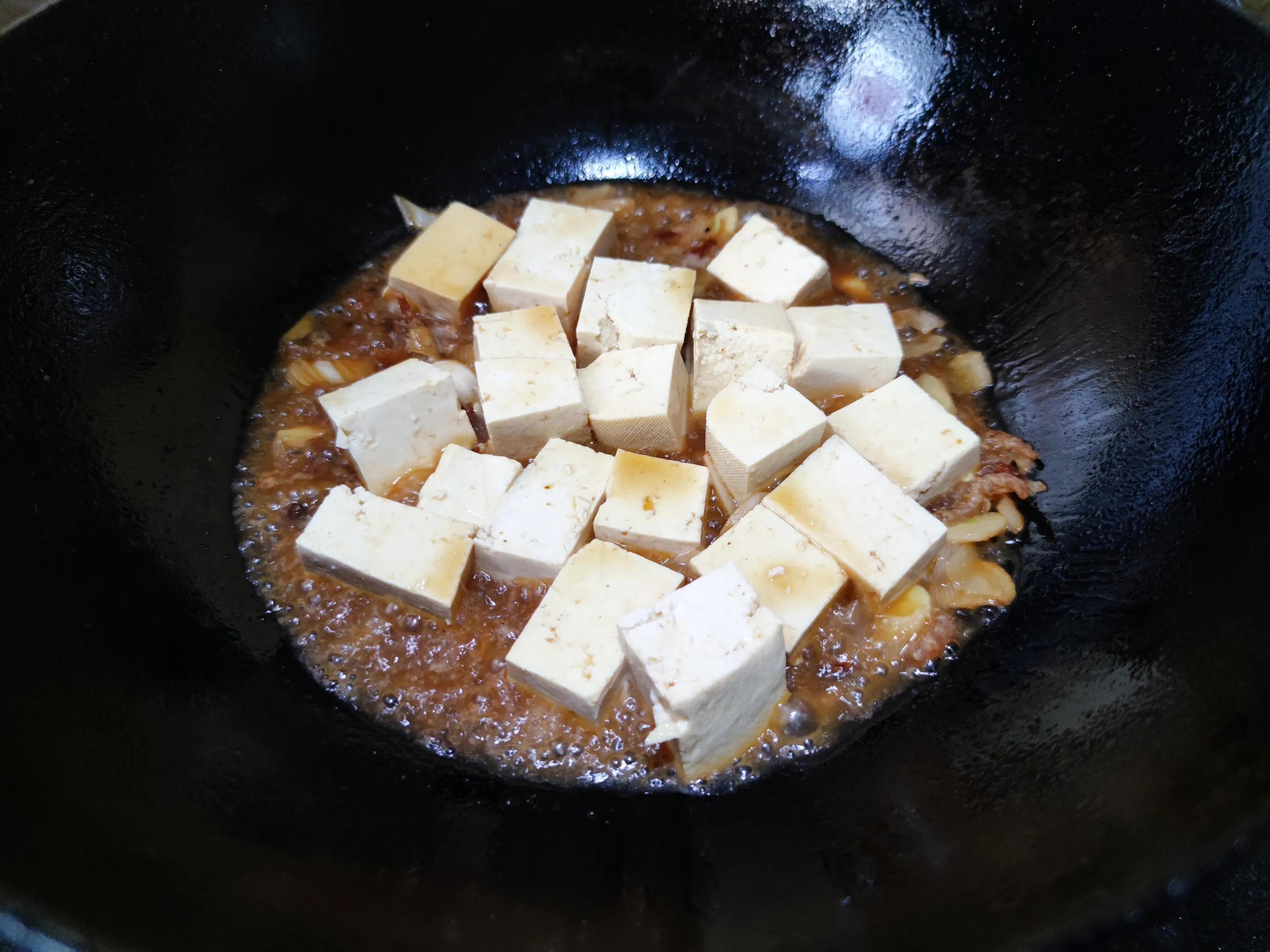 清明节拜坟应弄的食物,清明节拜祖先需要准备几个菜